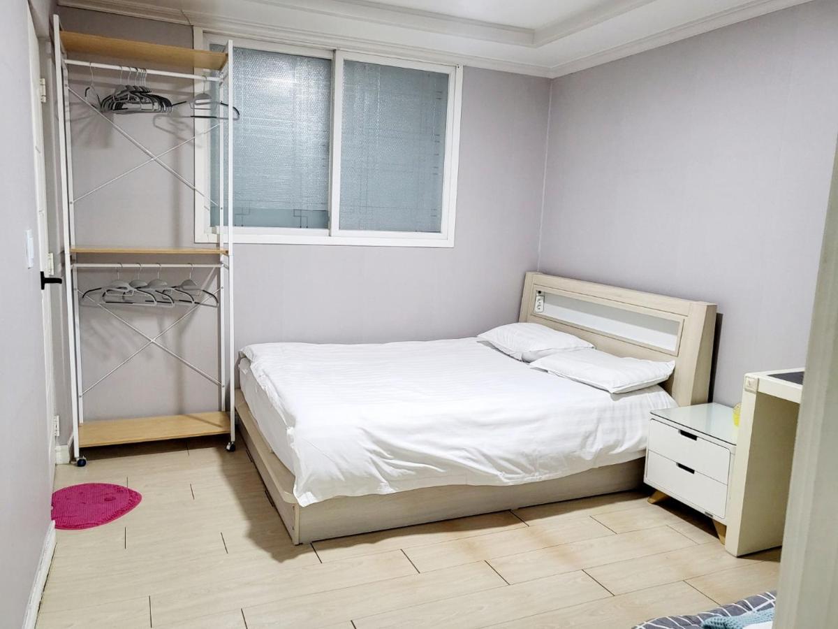 Daegu Dongseongro Gyeong'S Hostel Exterior photo